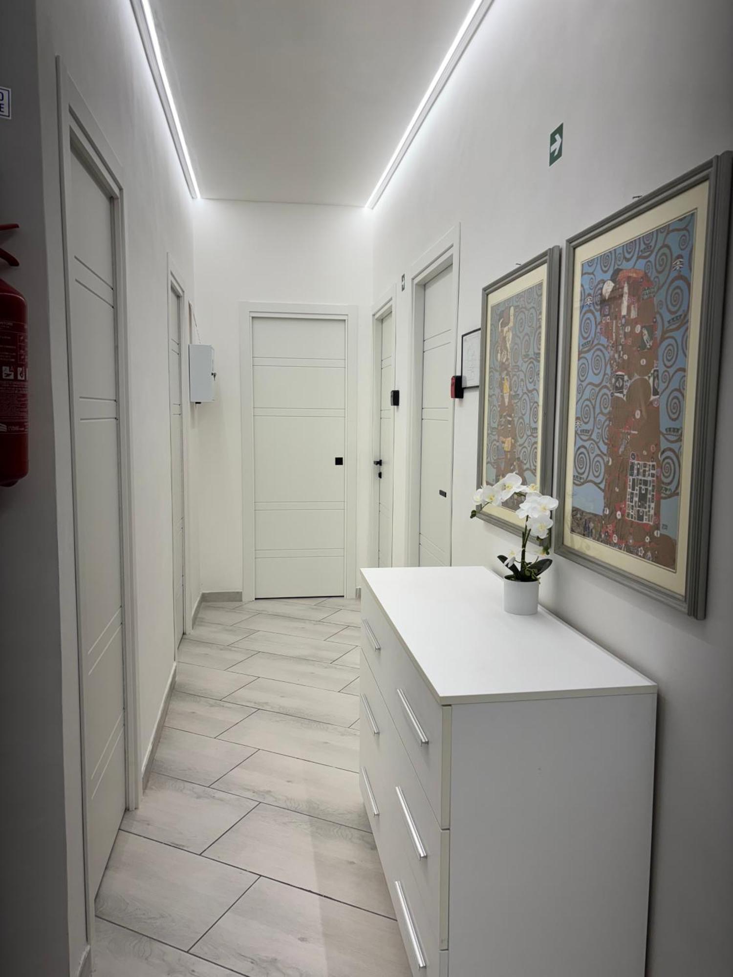 Roma Elena Hotel Kültér fotó