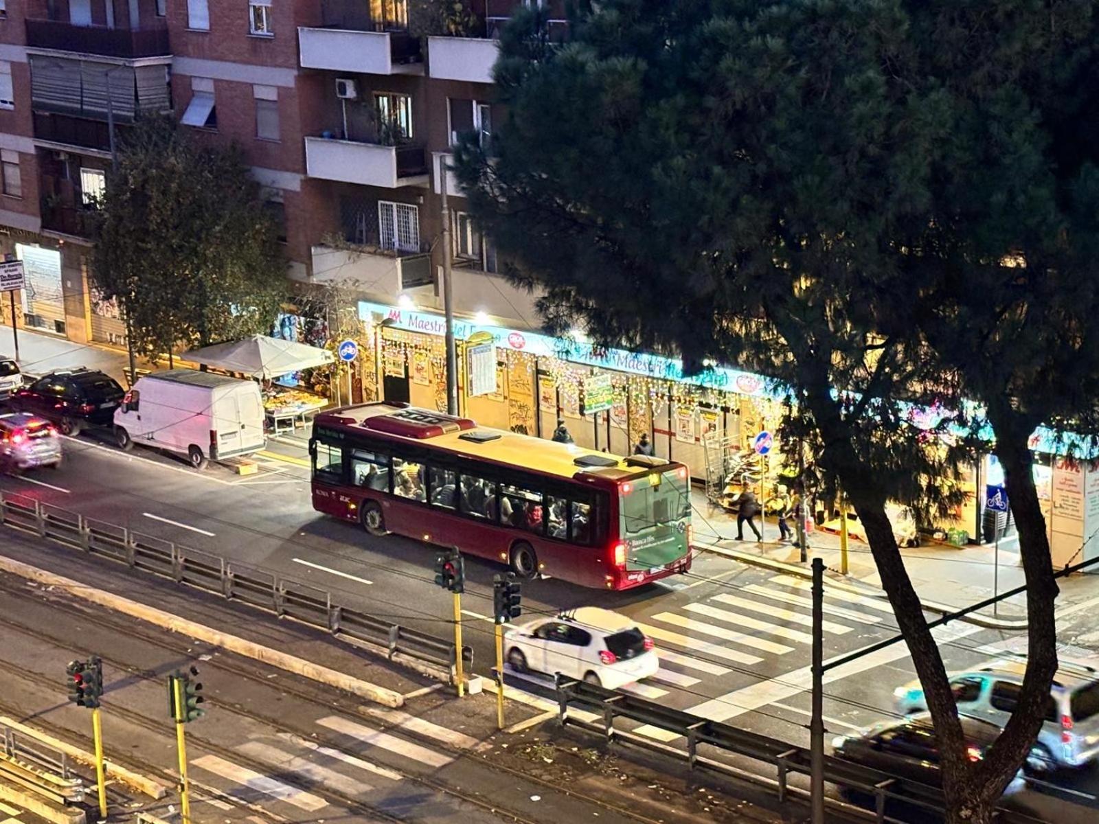 Roma Elena Hotel Kültér fotó